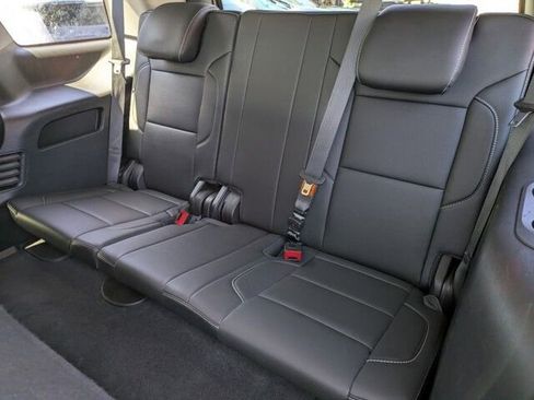 Used 2020 GMC Yukon SLT w/ Open Road Package image 18