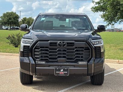 New 2026 Toyota Tundra Limited w/ TRD Off-Road Package