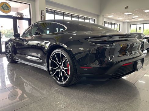 Used 2025 Porsche Taycan 4S AWD/4WD image 3