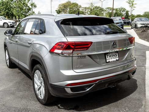 Used 2022 Volkswagen Atlas Cross Sport SE AWD/4WD image 39