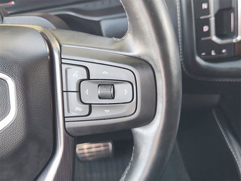 Used 2023 GMC Yukon Denali Ultimate image 26