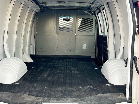 Used 2024 Chevrolet Express 2500 w/ Driver Convenience Package image 23