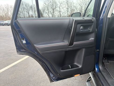 Used 2024 Toyota 4Runner TRD Off-Road Premium image 22