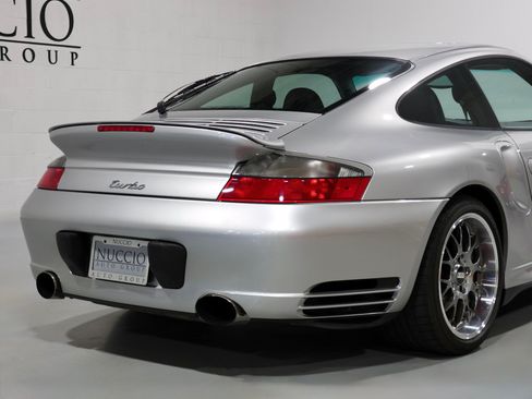Used 2002 Porsche 911 Turbo AWD/4WD image 36