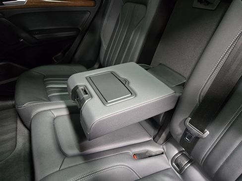 Used 2023 Audi Q5 2.0T Premium Plus image 38