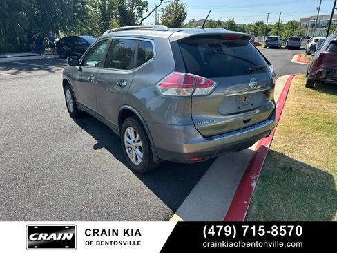 Used 2016 Nissan Rogue SV AWD/4WD image 5