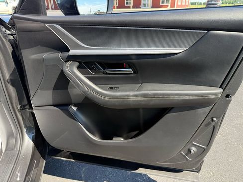 Used 2024 MAZDA CX-90 3.3 Turbo w/ Preferred Plus AWD/4WD image 23