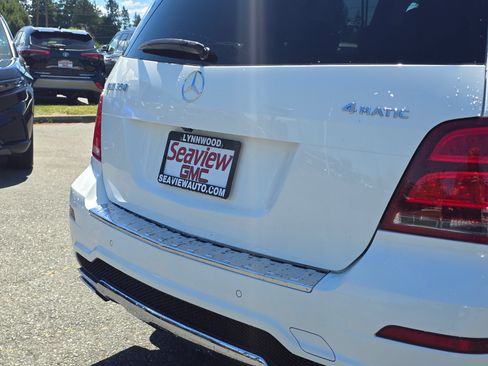 Used 2013 Mercedes-Benz GLK 350 4MATIC image 13