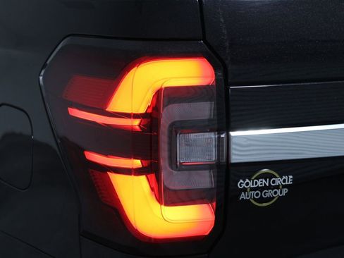 Used 2023 Ford Expedition Platinum AWD/4WD image 53