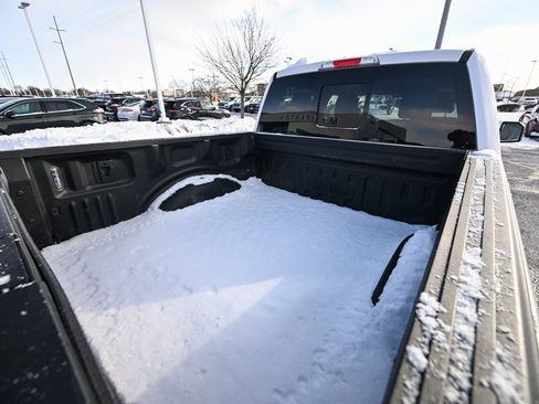 Used 2019 Ford F150 Lariat w/ Equipment Group 502A Luxury image 16