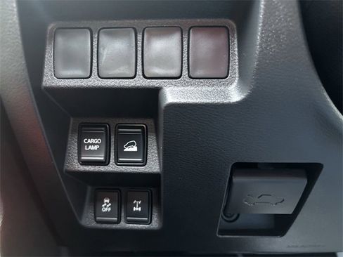 Used 2024 Nissan Frontier PRO-4X w/ Off-Road Protection Package image 15