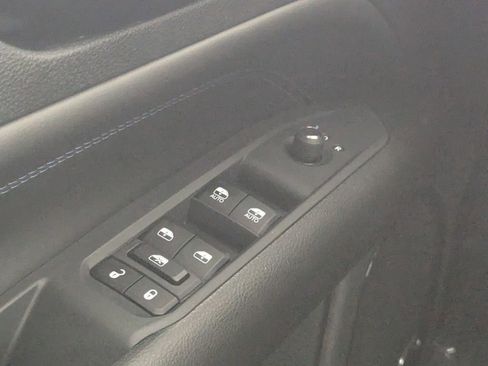 New 2026 Jeep Compass Limited w/ Sun, Sound & Navigation Group image 18