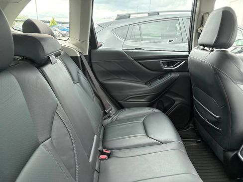 Used 2021 Subaru Forester Touring AWD/4WD image 10