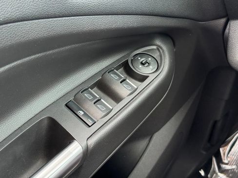 Certified 2018 Ford Escape Titanium AWD/4WD image 30