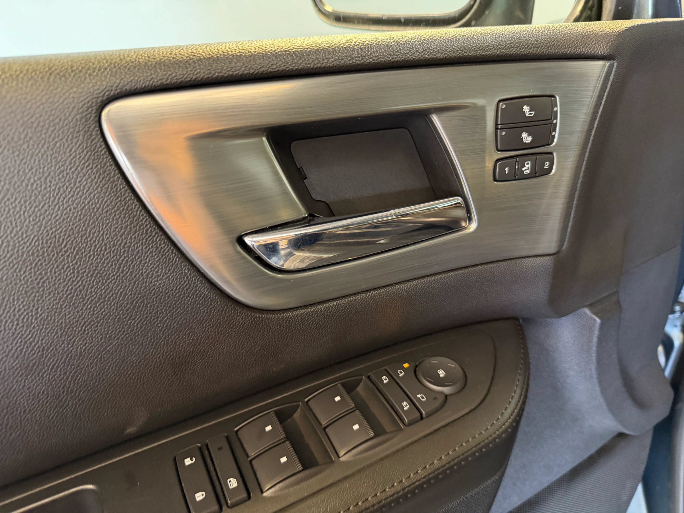 Used 2008 HUMMER H2 AWD/4WD image 9