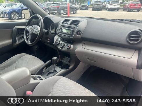 Used 2012 Toyota RAV4 4WD w/ Upgrade Value Pkg image 23