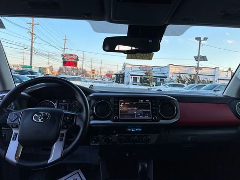 Used 2023 Toyota Tacoma SR5 image 18