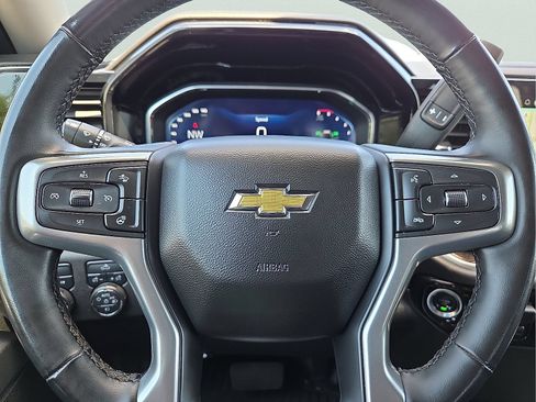Used 2025 Chevrolet Silverado 2500 LT w/ Convenience Package AWD/4WD image 24