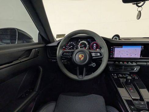Certified 2023 Porsche 911 Carrera RWD image 20