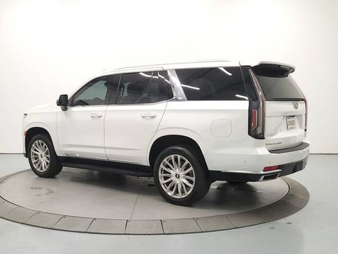 Used 2023 Cadillac Escalade Premium Luxury AWD/4WD image 5