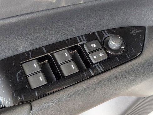 Used 2025 MAZDA CX-5 AWD 2.5 S w/ Preferred Package image 24