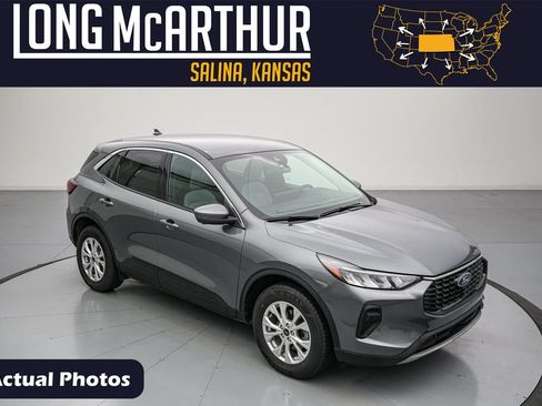 Certified 2023 Ford Escape Active w/ Tech Pack #2 AWD/4WD image 1