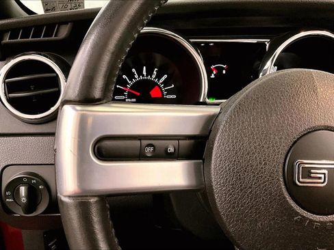 Used 2005 Ford Mustang GT Premium RWD image 17