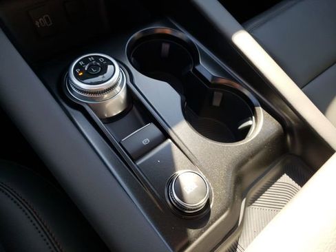 New 2026 Ford Explorer Active w/ Active Comfort Package image 27