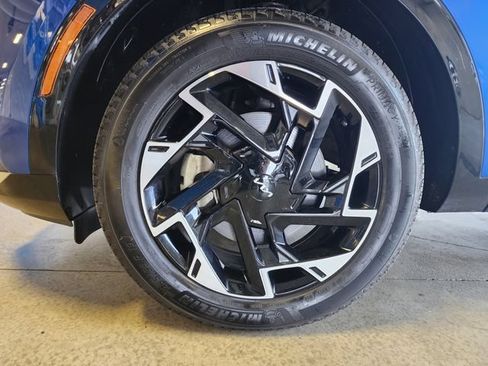 Used 2024 Kia Sportage SX AWD/4WD image 9