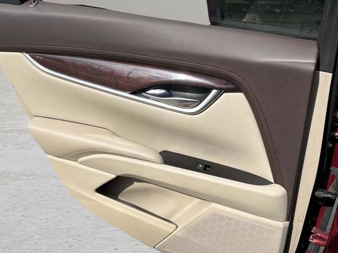 Used 2017 Cadillac XTS Luxury w/ Driver Awareness Package image 22