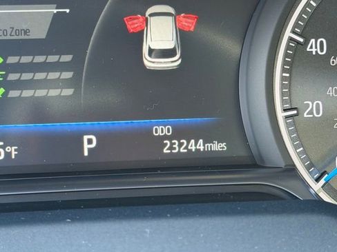 Certified 2023 Toyota Venza Nightshade image 29