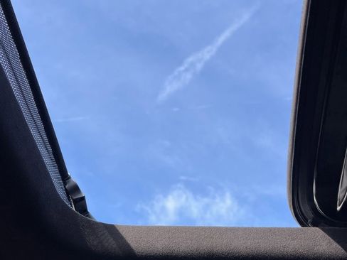 Used 2015 Cadillac Escalade ESV Platinum image 12