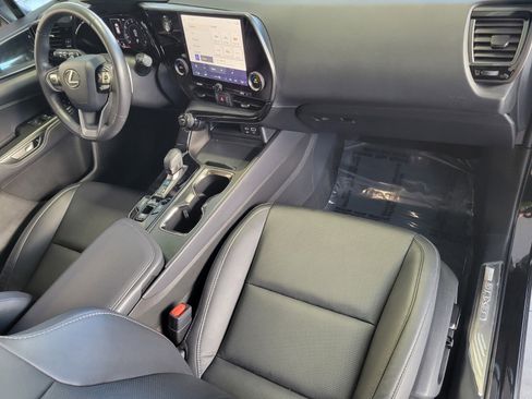 Certified 2025 Lexus NX 250 FWD image 17