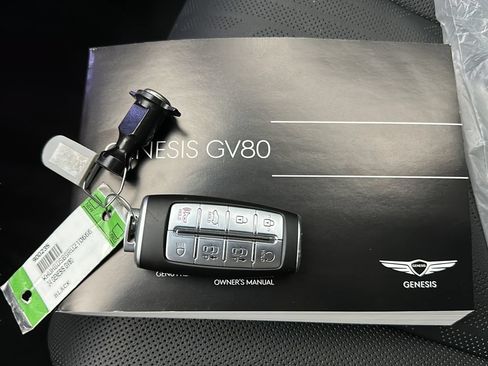 Certified 2024 Genesis GV80 2.5T w/ Prestige Package AWD/4WD image 32
