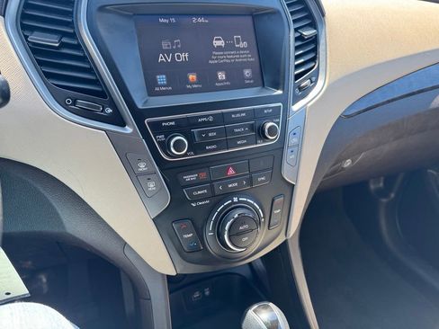Used 2017 Hyundai Santa Fe Sport AWD/4WD image 22