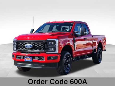 Used 2024 Ford F250 XL w/ STX Appearance Package AWD/4WD image 6