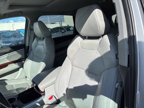 Used 2015 Acura MDX FWD image 16