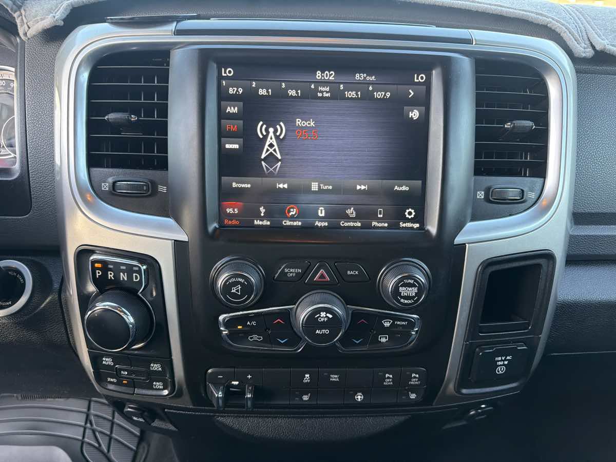 Used 2018 RAM 1500 Big Horn AWD/4WD image 37