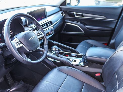Used 2022 Kia Telluride EX w/ EX Premium Package FWD image 19