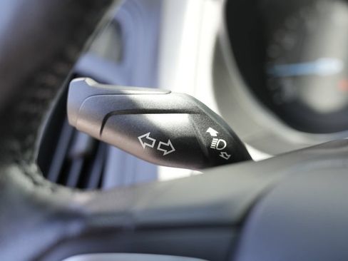 Used 2017 Ford Focus SE FWD image 49
