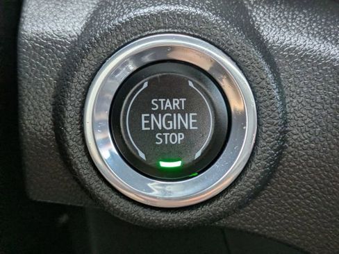 Used 2022 Chevrolet TrailBlazer RS image 29