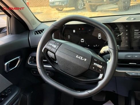Used 2025 Kia K4 EX FWD image 14