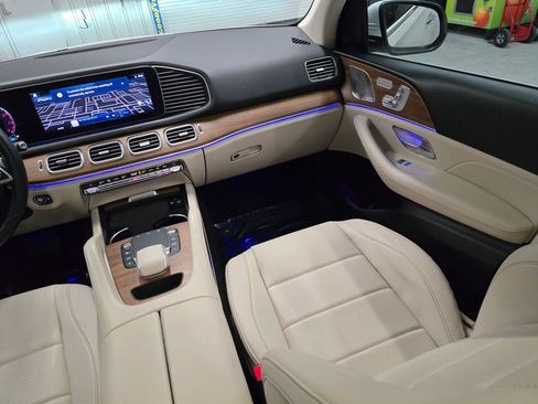 Used 2024 Mercedes-Benz GLE 450 4MATIC image 37