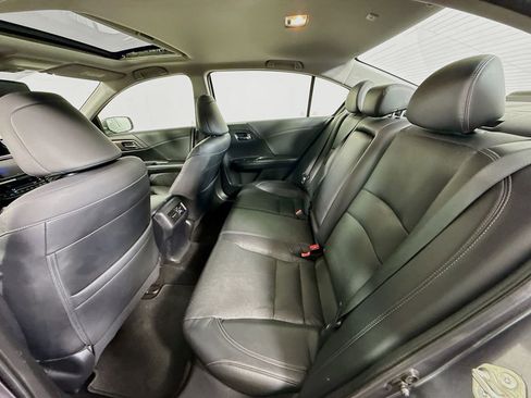 Used 2017 Honda Accord EX-L image 26