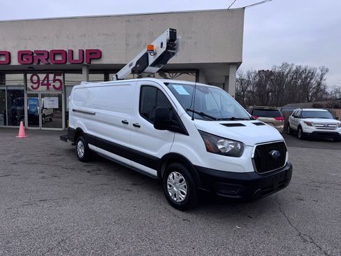 Used 2023 Ford Transit 250 Low Roof RWD image 6