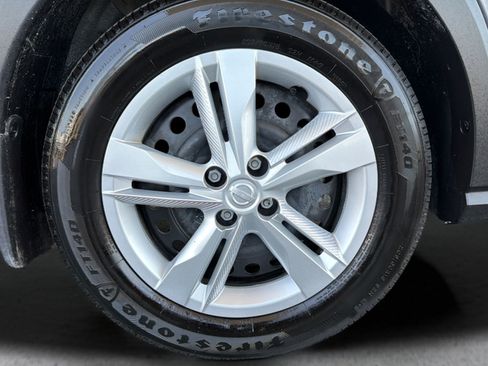 Certified 2025 Nissan Kicks Play S FWD image 23