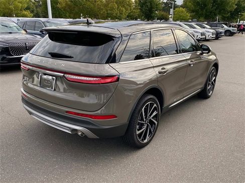 New 2025 Lincoln Corsair Reserve image 28