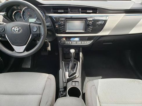 Used 2016 Toyota Corolla LE FWD image 14