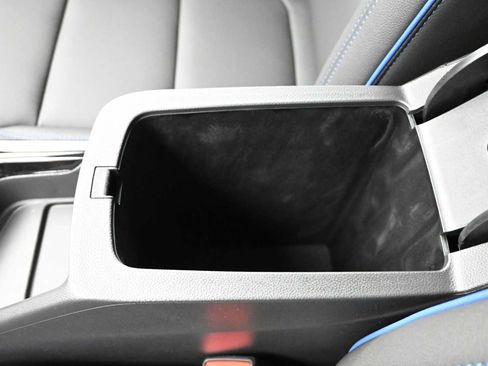 New 2026 Buick Envista Sport Touring w/ Convenience I Package FWD image 17