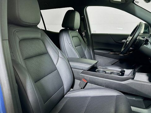 Used 2025 Chevrolet Equinox LT w/ Convenience Package II image 25